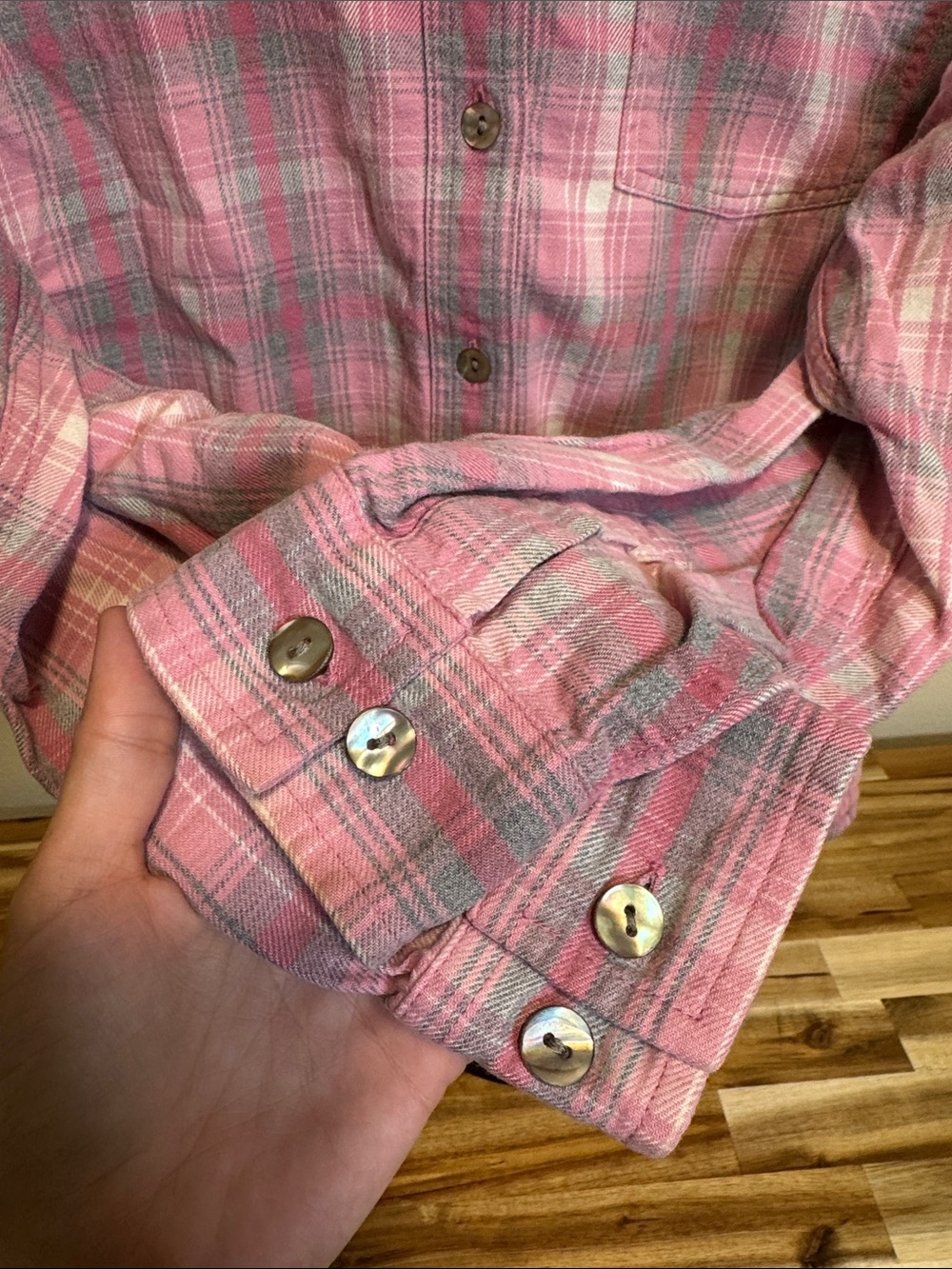 LL Bean Womens Scotch Plaid Flannel Shirt Size Small Pink Grey 0WJ26 - Picture 3 of 8